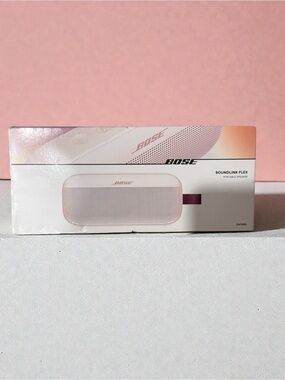 New Bose SoundLink Flex Portable Speaker - 2nd Generation- Petal Pink